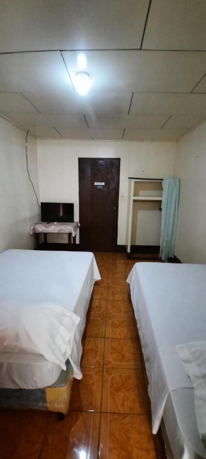 Hospedaje Tropical Dreams South End Ngoại thất bức ảnh